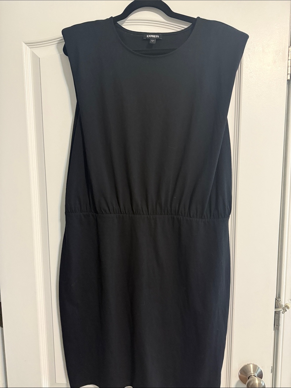 Express Black Sleeveless Cinched-Waist Shift Dress